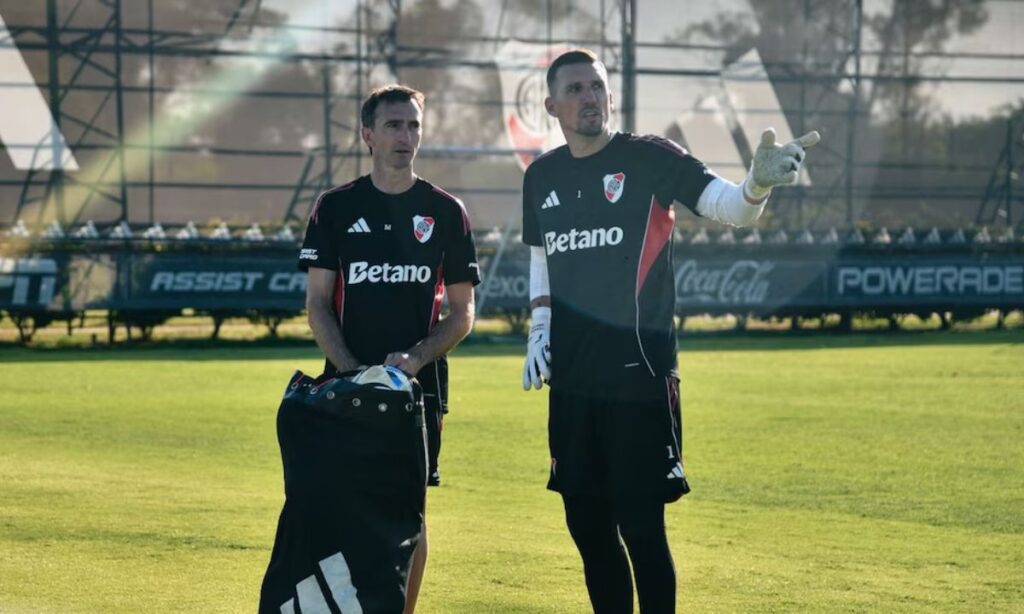 El dilema de Marcelo Gallardo con el arco de River Plate este 2026, tras la lesión de Franco Armani y la salida de su suplente