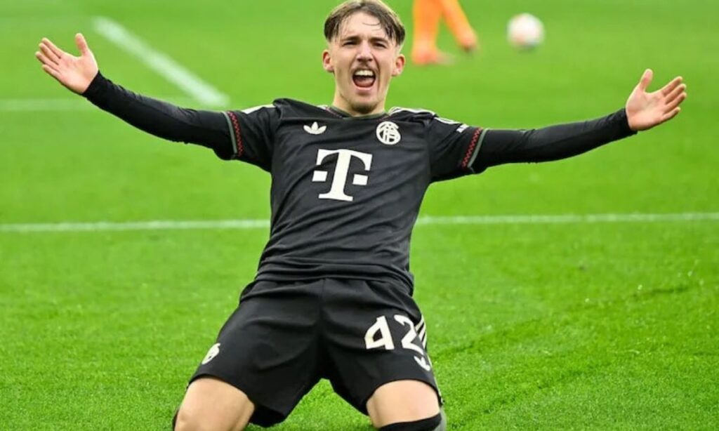 La joven promesa del Bayern Múnich desató las críticas luego que manifestara su deseo de vestir en algún momento la camiseta del Real Madrid.