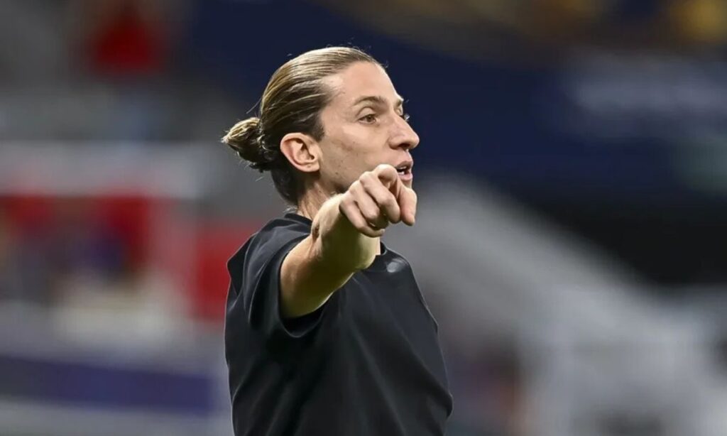 Filipe Luis aclara sus comentarios sobre racismo y Vinicius
