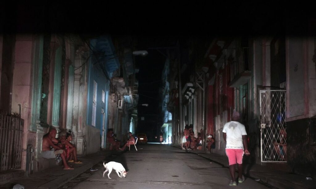 Fuertes medidas por la crisis energética en Cuba
