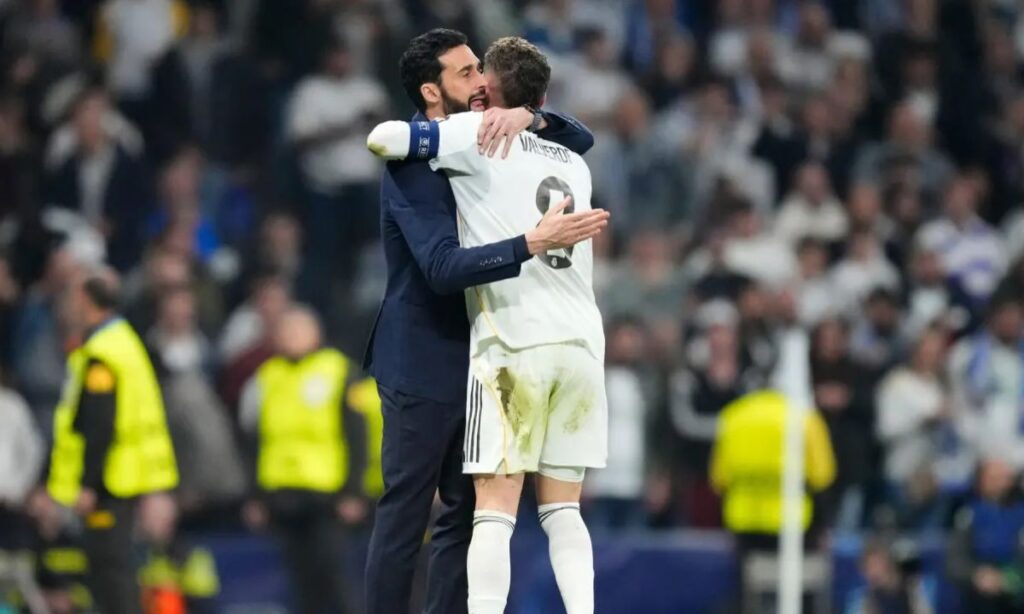 Arbeloa se rinde ante Valverde por su nivel ante el City