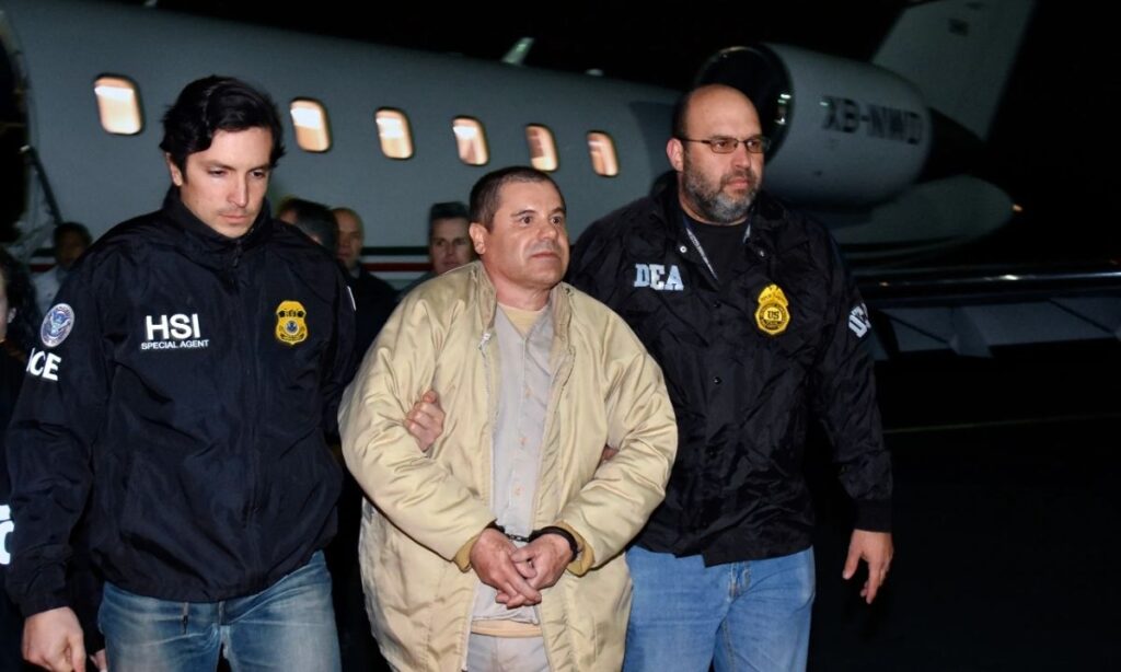 Chapo Guzmán pide extradición a México
