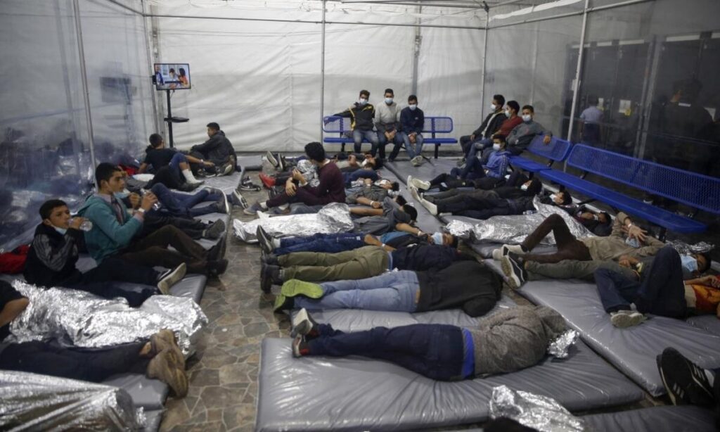 Suicidios de migrantes en Centros de Detención ICE