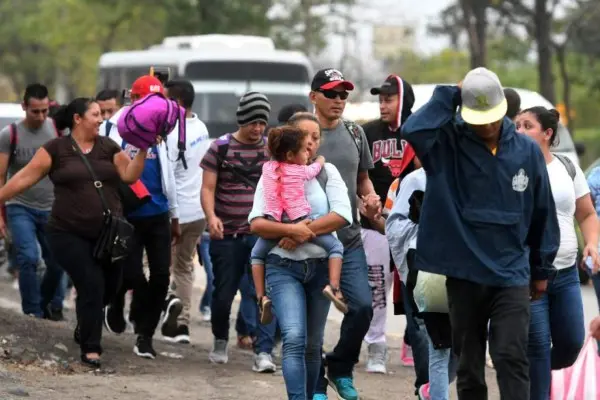 Limitan arrestos en tribunales de inmigración en EE. UU.