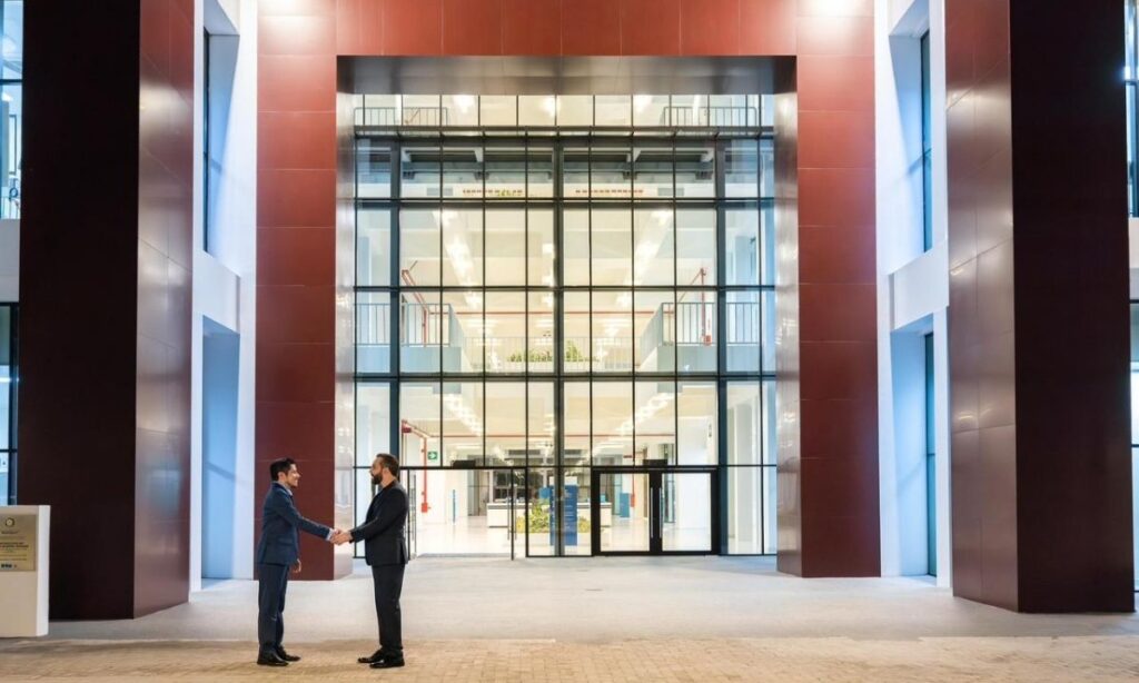 Bukele inaugura el nuevo Hospital Rosales