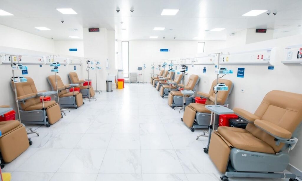 Bukele inaugura el nuevo Hospital Rosales