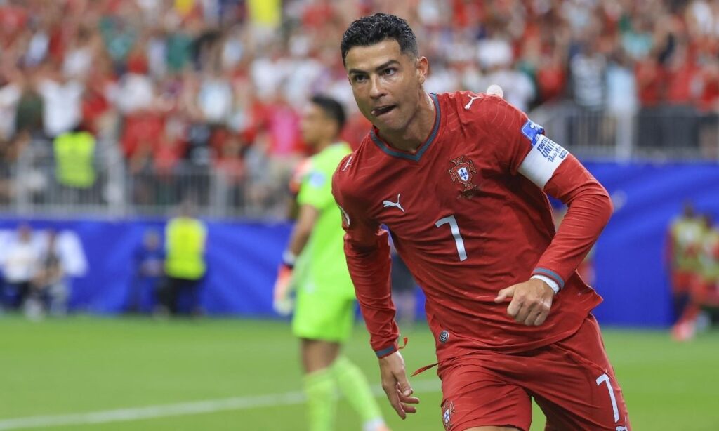 Portugal vence a Uzbekistán