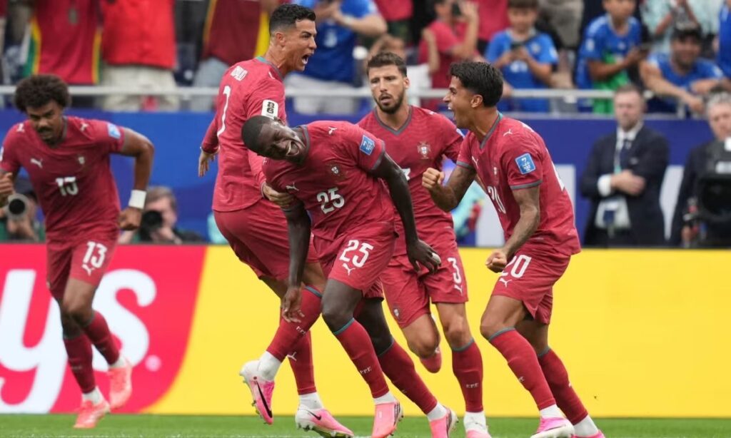 Portugal vence a Uzbekistán