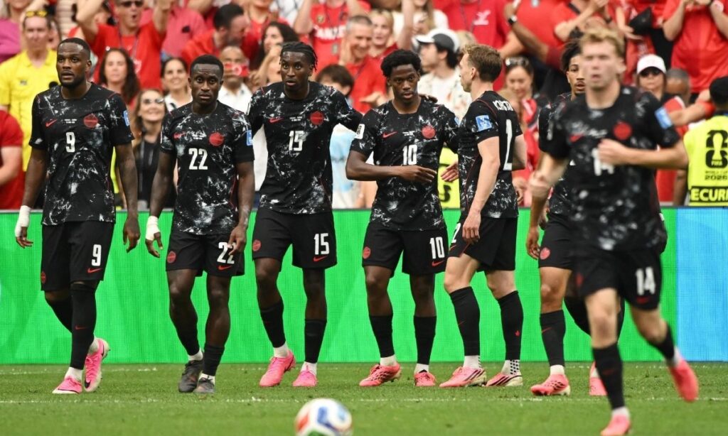 Canadá clasifica a los octavos de final