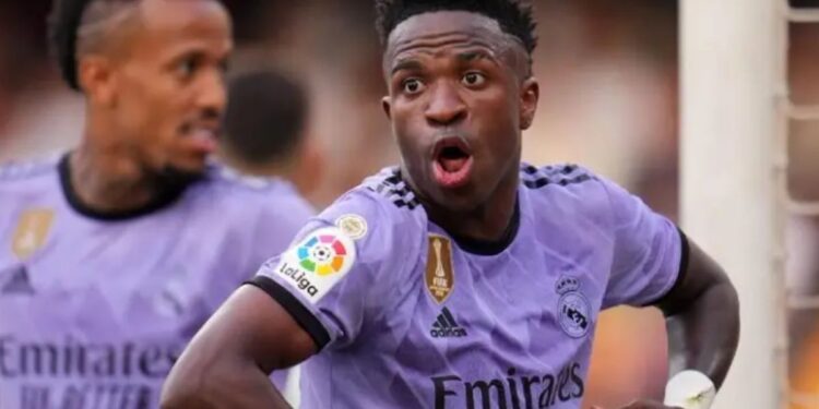 El Valencia demanda a Netflix y a la productora del documental de Vinicius