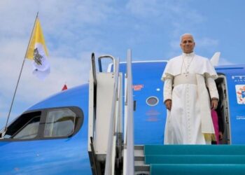 El papa León XIV arriba a Turquía en el primer viaje internacional de su papado