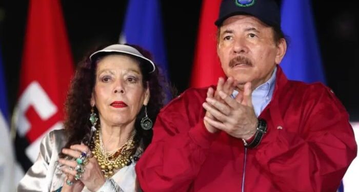 Daniel Ortega y Rosario Murillo felicitan a Nasry Asfura tras ser declarado presidente electo de Honduras