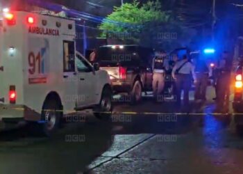 Dentro de vehículo asesinan una persona en Río de Piedras | Móvil Emergencia SPS