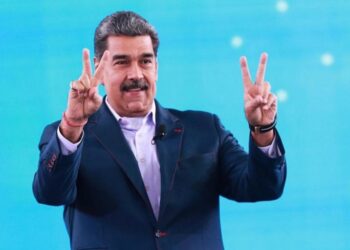NICOLAS MADURo- GUERRA VIRTUAL