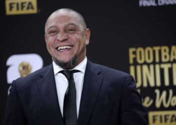 La leyenda Roberto Carlos fue operado de urgencia por un problema cardíaco