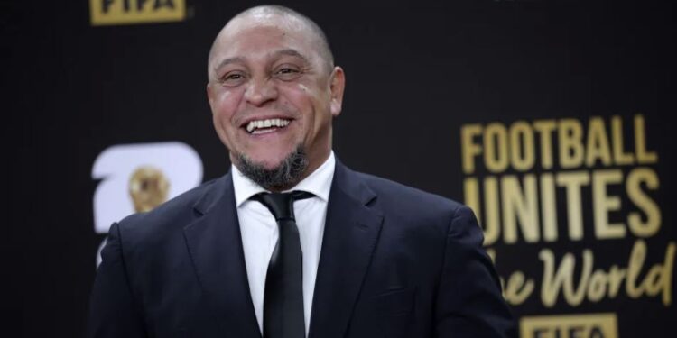 La leyenda Roberto Carlos fue operado de urgencia por un problema cardíaco