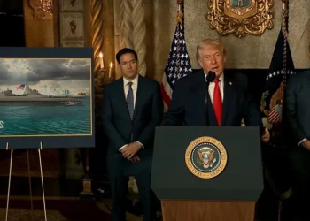 Trump ordena la construcción de dos nuevos buques de guerra con su nombre