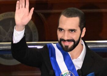 Bukele asegura que economía de El Salvador crecerá “arriba del 4 %” en 2025