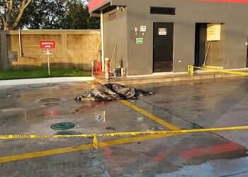 ¡Discusión terminó en tragedia! Guardia mata a borracho en gasolinera de SPS