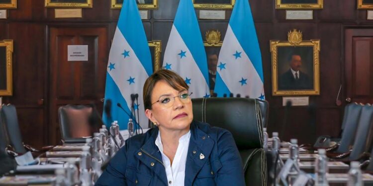 ¡Más hojas que tamal! Conozca los “funcionarios que no funcionaron” en el gobierno de Xiomara Castro