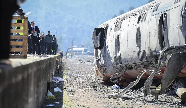La muerte de una mujer ingresada en la UCI eleva a 46 los fallecidos del accidente de Córdoba, España