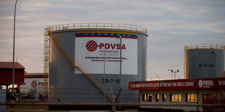 EEUU autoriza a China a comprar petróleo venezolano, pero bajo sus reglas y precios