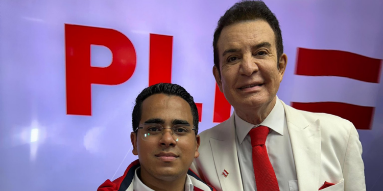 Diputado Josué Colindres deja claro que estampó su firma sin consultarla a Iroshka Elvir y reitera su lealtad a familia de Nasralla