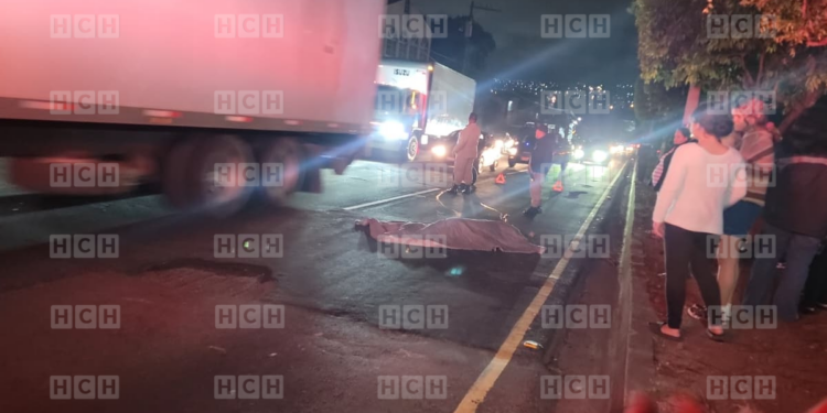 Hombre pierde la vida cuando intentaba cruzar el transitado bulevar Fuerzas Armadas de la capital