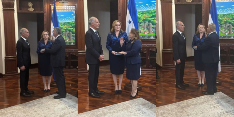 Presidente Nasry Asfura juramenta a Secretarios de la Presidencia, Educación, Migración y de otras instituciones gubernamentales