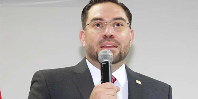 “Esta vez no hay patadas”: Jorge Cálix denuncia “Golpe de Estado Legislativo en el año 2022” y sostiene que Luis Redondo “Usurpó” la presidencia del Congreso Nacional