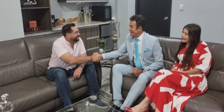 “Iroshka Elvir habló a solas con Tomás Zambrano y lograron un acuerdo”, dice Jorge Cálix; ella le responde: “Obtuviste un curul sin lograr un solo voto y negociaste con los cachurecos para hacer un cogobierno”