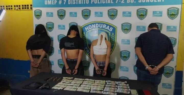 Atrapan a cuatro pandilleros cuando pretendían asaltar tienda | Móvil Emergencia SPS