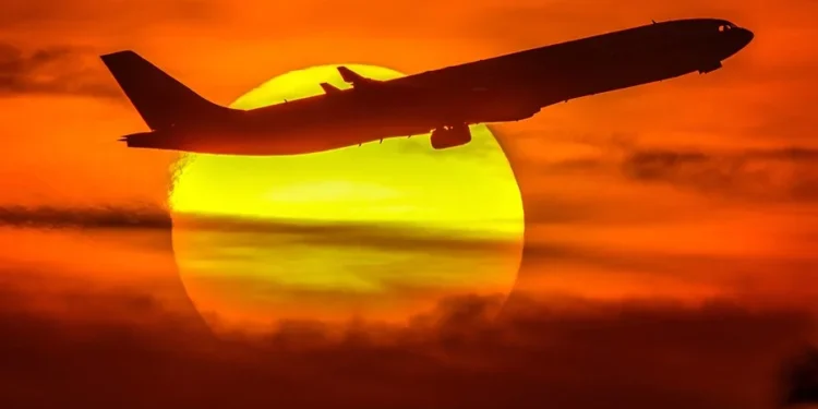 EEUU advierte de posible peligro en espacio aéreo de Pacífico colombiano y centroamericano
