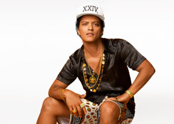 Bruno Mars reveló la portada de su primer disco en 10 años