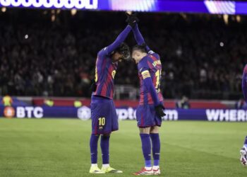 El Barcelona remonta ante el Copenhague y asegura la quinta plaza para evitar la repesca en la Champions