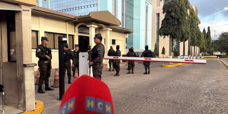 Militares blindan el TJE tras solicitud de su presidente