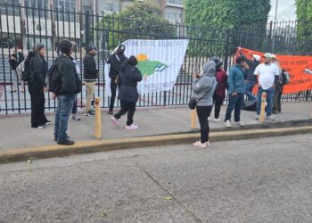Defensores del ambiente protestan en la CSJ con un “rosario” de exigencias