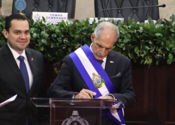 El mandatario Nasry Asfura sancionó venta del avión presidencial y otras leyes aprobadas por el CN
