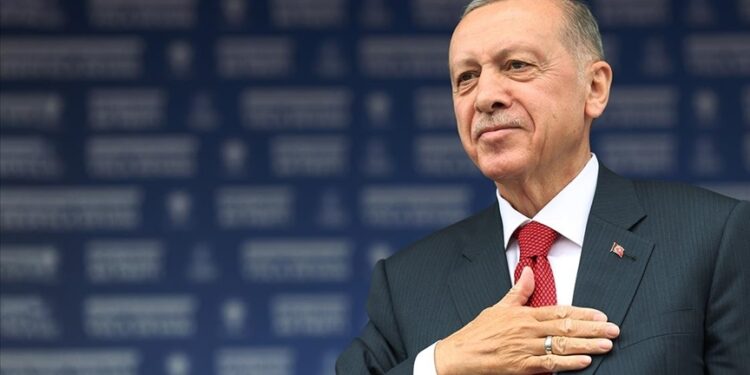 Erdogan niega que Turquía recibió oferta de exilio para Maduro tras su captura