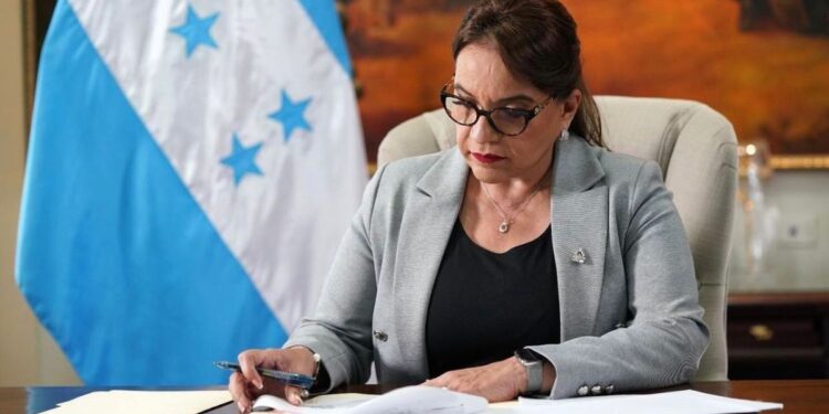 Estas son las razones por las cuales la presidenta Castro decidió sancionar rápidamente el decreto que ordena el conteo voto por voto