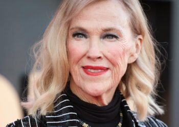 La trágica madrugada de Catherine O’Hara: no podía respirar y emergen nuevos detalles de su muerte