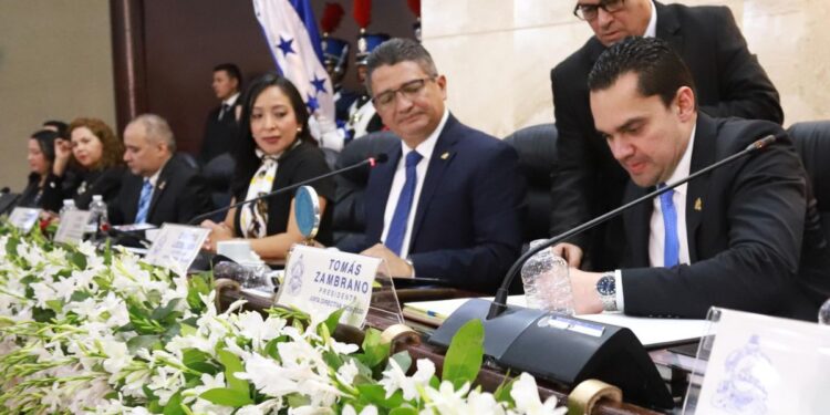 Inicia primera sesión legislativa del Congreso Nacional 2026-2030