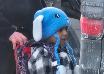 ICE detiene a niño de 5 años y otros 3 estudiantes en Minnesota, según distrito escolar