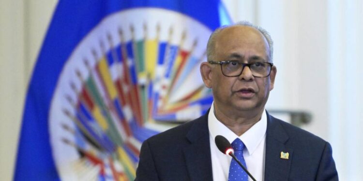 Secretario general de la OEA ofrece apoyo a Venezuela para fortalecer la democracia