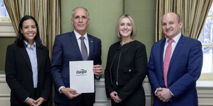 Presidente Nasry Asfura sostiene reunión con ejecutivos de Cargill para fortalecer la producción y generar empleo en Honduras