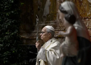 Papa León XIV admite que la Iglesia “cerró la puerta” a víctimas de abusos