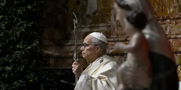 Papa León XIV admite que la Iglesia “cerró la puerta” a víctimas de abusos