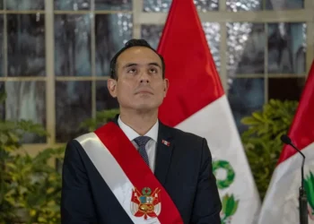 Congresistas de Perú presentan dos mociones de censura contra el presidente interino José Jerí