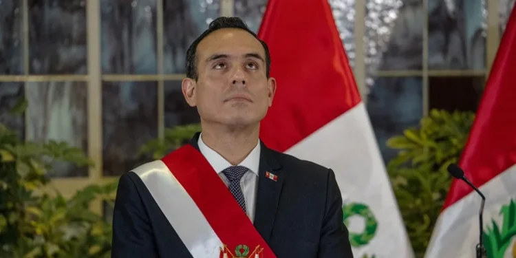 Congresistas de Perú presentan dos mociones de censura contra el presidente interino José Jerí