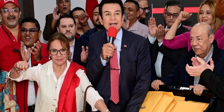 Declaran inadmisibles los tres recursos de apelación presentados por Salvador Nasralla ante el Tribunal de Justicia Electoral